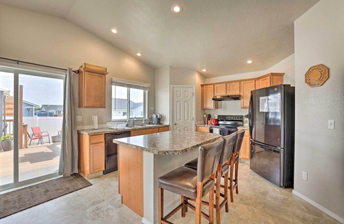 Caldwell House | Spacious Family Home w/Large Deck & Fire Pit!