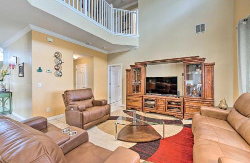 Solana House | Spacious Family Home with Spa in Davenport!