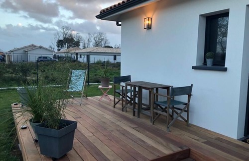 Mios House | Spacious family home with swimming pool