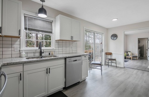 Terry Sanford House | Spacious Family Oasis with Hot Tub, PingPong, Air Hockey & More - Ideal Getaway!