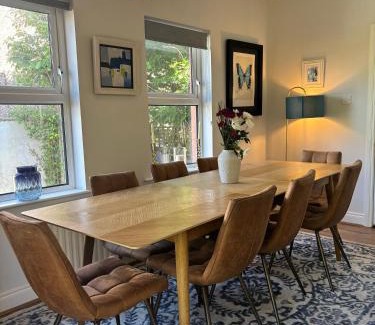 Belfast House | Spacious Family & Pet-Friendly Belfast