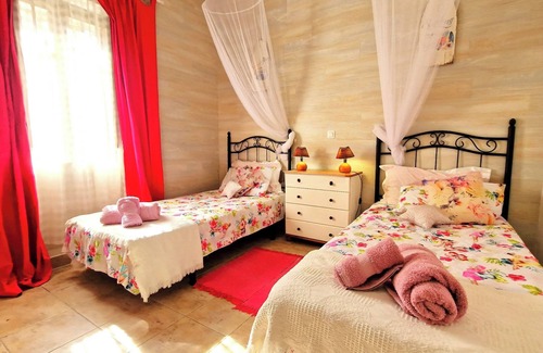 Rotova Other | Spacious Farmhouse enjoying Mature Gardens, Heated Private Pool & Stunning Views