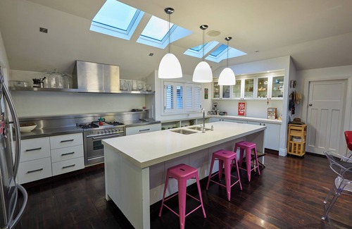 Northland House | Spacious four bedroom home with Private Hot Tub, Heated Pool & Tennis Court.