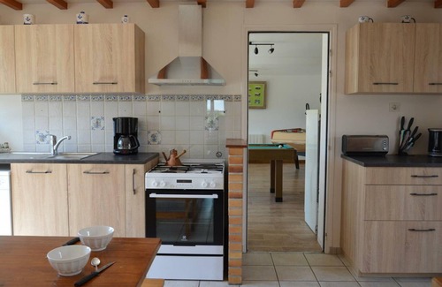 Les Moitiers-d'Allonne Cottage | Spacious house near Cotentin coast