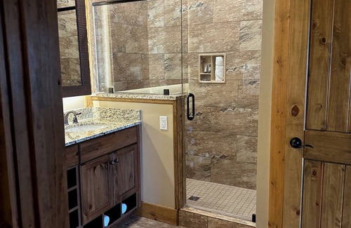 Gatlinburg Resort | Spacious Gatlinburg Retreat: Family-Friendly, Resort Amenities, Mountain Views
