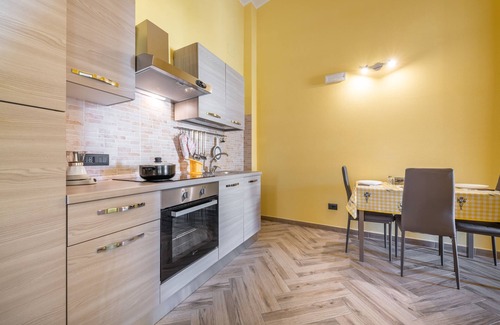 Province of Cagliari Apartment | Spacious Holiday Home “Paradise Home” with Wi-Fi & Balcony