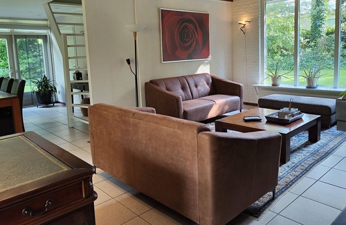 Garderen House | Spacious Holiday Home in Garderen near the Forest