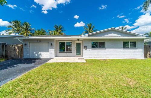 Palm Aire Village West Villa | Spacious Home 4BRs Home, Game Room & Private Pool