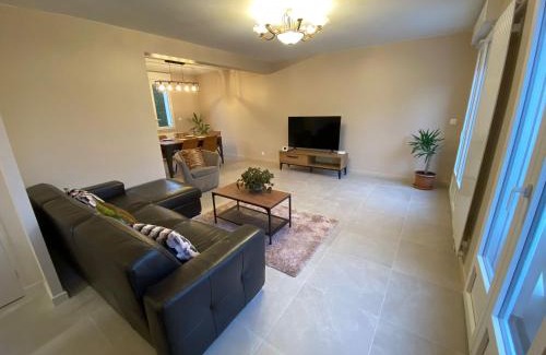 Chanteloup-en-Brie House | Spacious home near Disneyland