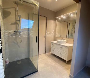 Chanteloup-en-Brie House | Spacious home near Disneyland