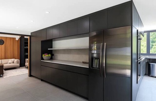 Loch Sheldrake House | Spacious Home: Tennis Court + Firepit | Sleeps 15+