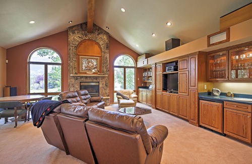 Steamboat Springs House | Spacious Home: Mtn Views, 2 Mi to Steamboat Resort