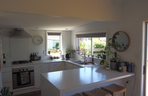 Marewa House | Spacious home with large backyard