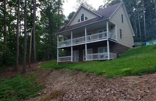 Iuka House | Spacious House 2 Huge Balconies with Fantastic Views! Close to Aqua Marina!
