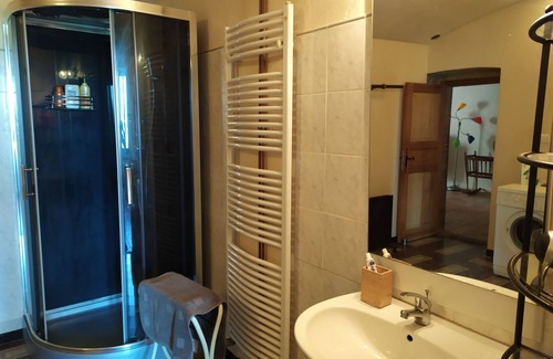 Lavilledieu House | Spacious house ideally located (Grotte Chauvet, Vogué, Aubenas).