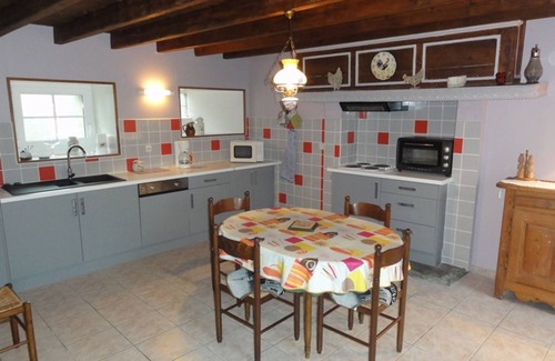Le Valdecie Cottage | Spacious house in Bricquebec, 6 pers, Wifi, Pets allowed, Parking