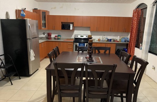 Jocotenango House | Spacious house n15 peoplen8 minutes for Antigua GuatemalanNice and Cozy