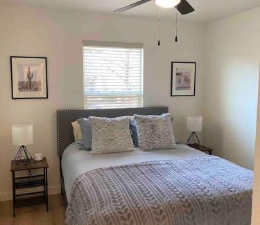 Austin House | Spacious house with backyard - close to everything