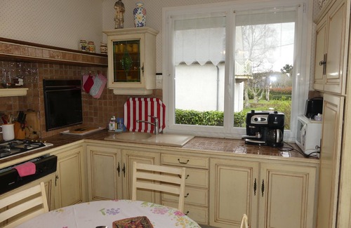 Brelevenez House | Spacious house with garden, quiet, close to the Côte de Granit Rose