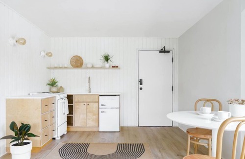 Carlsbad Village Apartment | Spacious King Suite w/Queen Sofabed & Kitchen Near Beach, Shops & Restaurants!