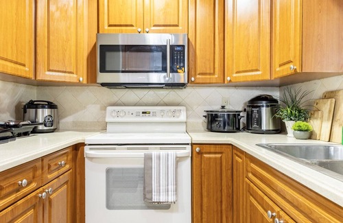 Tamiami House | Spacious Lake Home with Hot Tub