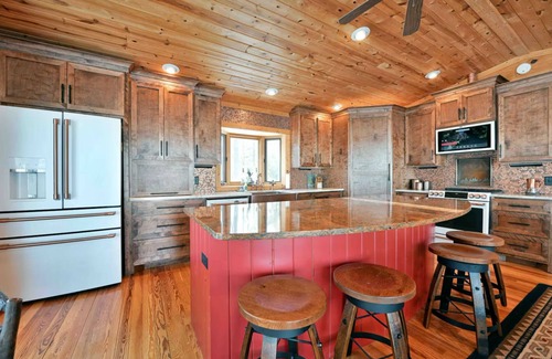 Hayward Cabin | Spacious lakeside retreat with commanding lake views and upgraded interior
