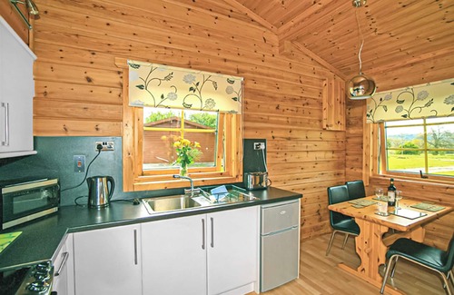 East Horrington Ski Chalet | Spacious log cabin with one double and one twin.