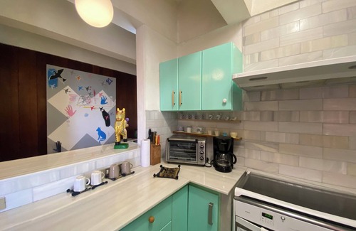 Zona 9 Apartment | Spacious, luminous, in front of pedestrian bike path, supermarket, urban bus transmetro.
