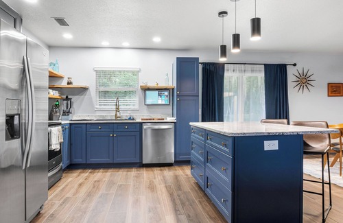 Crystal River House | Spacious Mid-Century Modern Retreat near Spring