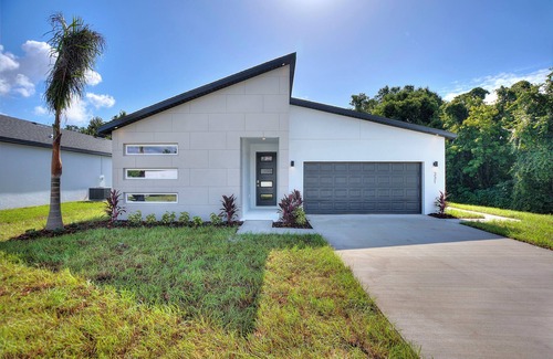 Winter Haven House | Spacious Modern 4bd/2ba Home! Amazing Location