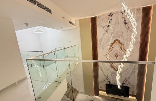 Barsha Heights Apartment | Spacious Modernized 2 BR and Duplex 4 BR Apartments by Taskeen Holiday Homes
