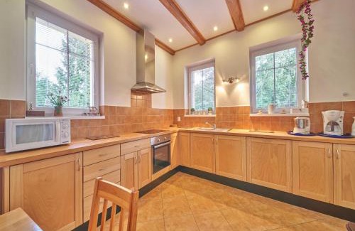 Lampertice House | Spacious Mountain Retreat