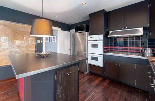 Community Center House | Spacious Palo Alto Home Near Downtown & Stanford