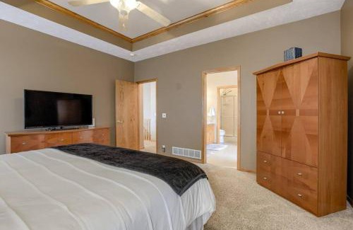 Omaha House | Spacious Pool House with tons of amenities!