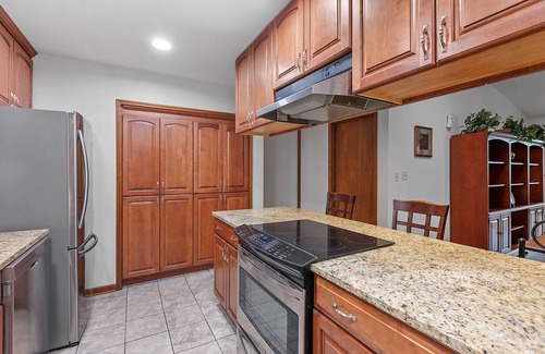 Tallahassee House | Spacious Private Vacation Home 3BR/2Bth - Family-sized, Big Backyard