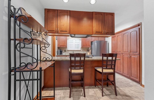 Tallahassee House | Spacious Private Vacation Home 3BR/2Bth - Family-sized, Big Backyard