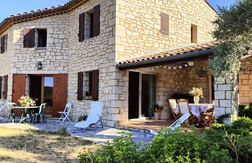 Montbrun-les-Bains House | Spacious Provencal house ideal for a stay with friends or family