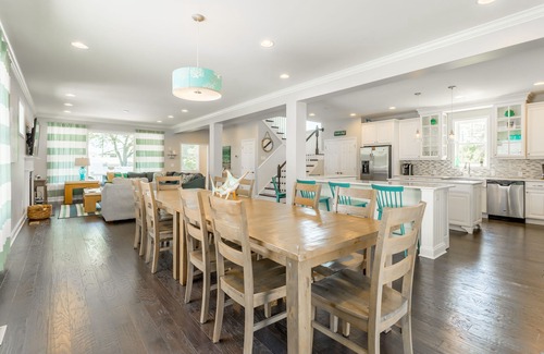 Dodds Addition House | Spacious Rehoboth/Dewey Beach House Sleeps 17 Walk to Town/Parking