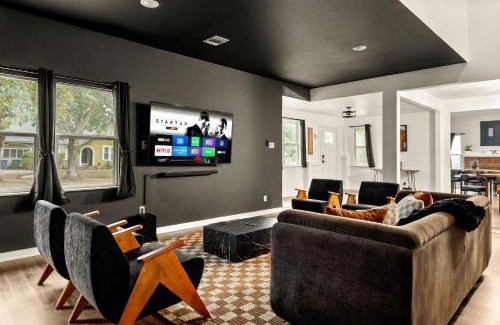 Highland Park House | Spacious Retreat with Pool & Hot Tub - 10 Minutes to Downtown