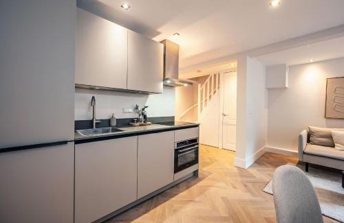 Oude Pijp House | Spacious Room in the Center!