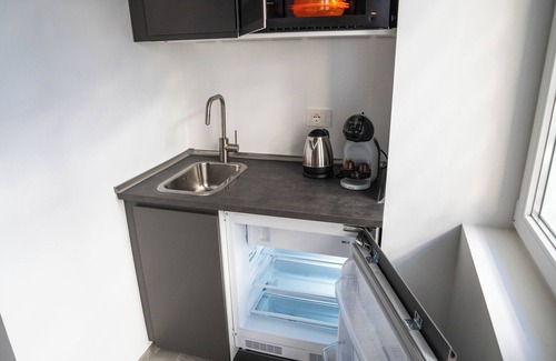 Ostiense Apartment | Spacious room with breakfast included, close to the Colosseum!