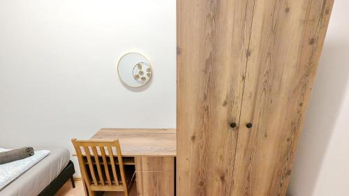 Erdberg House | Spacious Rooms - 15 Min from Airport & City Center, 5 Min from Vienna Main-Bus Station EZ8