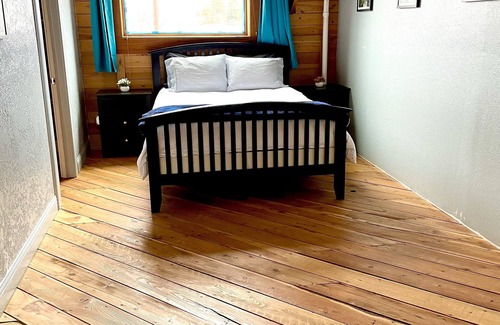 Hamilton Apartment | Spacious Rustic Loft