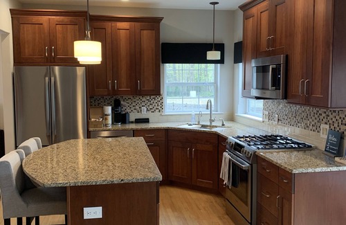Saratoga Springs House | Spacious Saratoga home with Heated Pool and close to TRACK and SPAC!