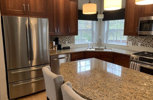 Saratoga Springs House | Spacious Saratoga home with Heated Pool and close to TRACK and SPAC!