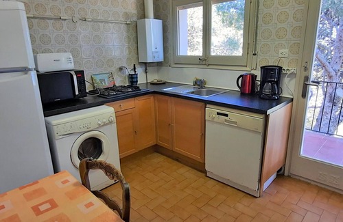 Llanca Apartment | Spacious Seaside Apartment with Terrace and Pool in Tranquil Cap Ras, Llançà