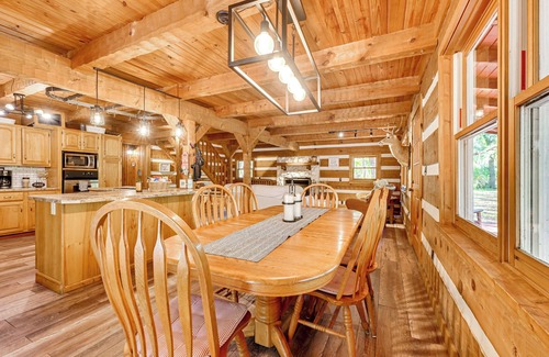 Sebring Cabin | Spacious Sebring Family Cabin w/Fun Barn + Yard!