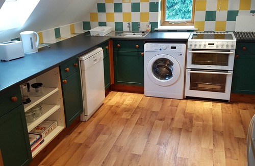 Llanfoist Apartment | Spacious self-contained apartment with private access