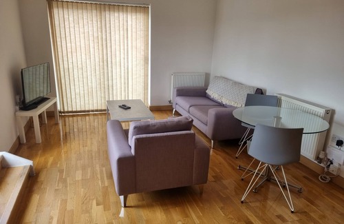 Southend-on-Sea Apartment | Spacious Southend Apartment | Perfect for Families & Friends