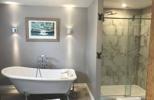 Glovertown House | Spacious Vacation Home - 5 min to Terra Nova National Park